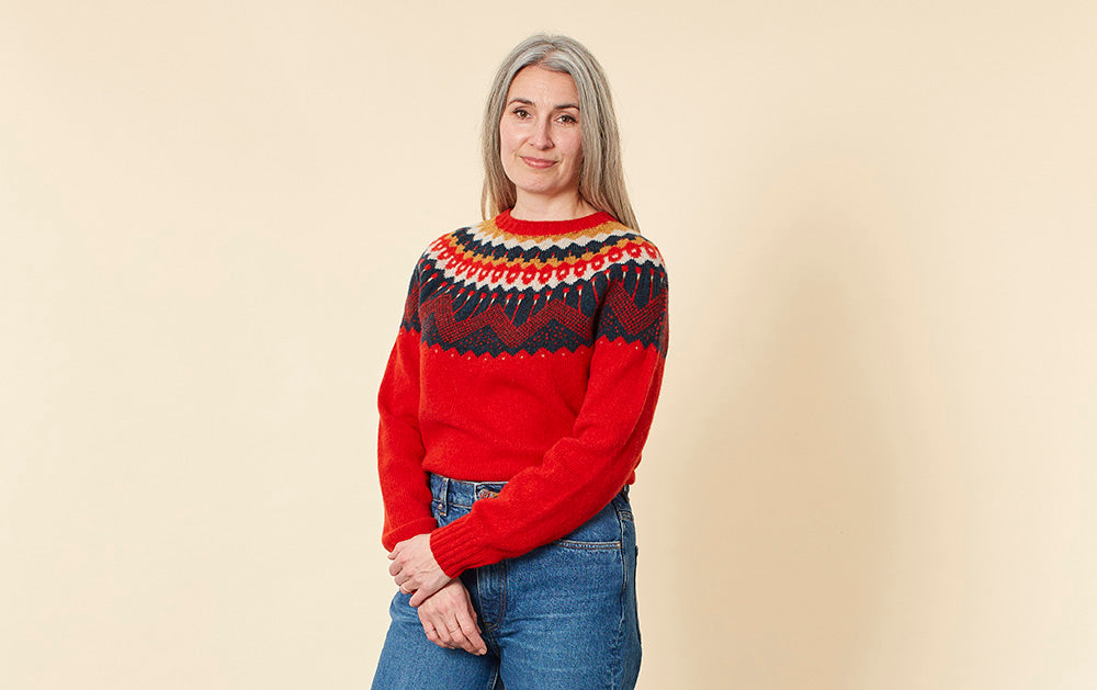 Hofdi Yoke Jumper - Scarlet