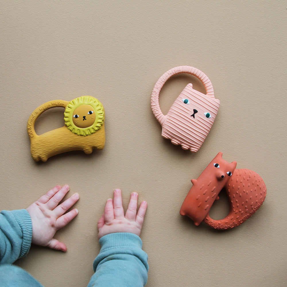 Ginge Cat Teether - Oli & Carol x Donna Wilson