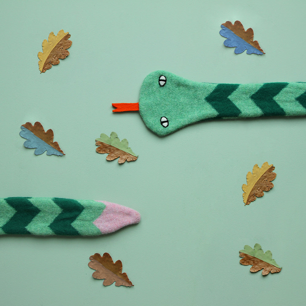 Snake Scarf - Green/Pink